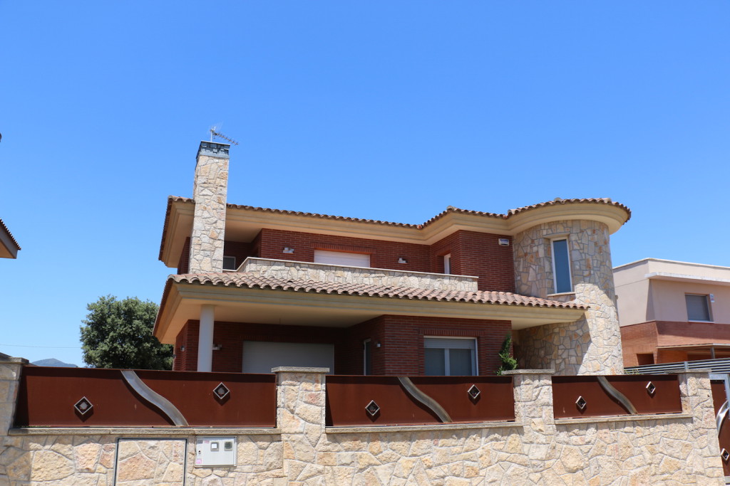 © Antonio Vega Constructor