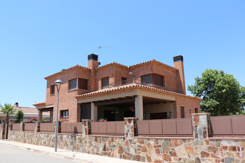 © Antonio Vega Constructor